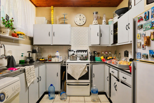 How to Store Pot Lids, Food Covers, and Wraps Without Cabinet Clutter